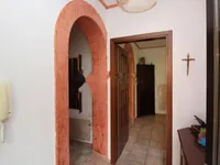 Недвижимость Двухкомнатная квартира в Центре: 9