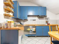 Недвижимость Трехкомнатная квартира, Центр: 6