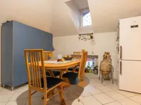 Недвижимость Трехкомнатная квартира, Центр: 8