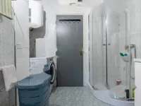 Недвижимость Трехкомнатная квартира, Центр: 12