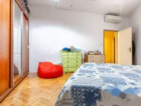 Недвижимость Трехкомнатная квартира, Центр: 18