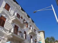 Недвижимость Двухкомнатная квартира в центре: 15