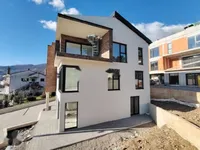 Недвижимость Четырехкомнатная квартира в центре Опатии: 1