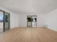 Недвижимость Трехкомнатная квартира, Центр: 6