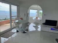 Недвижимость Трёхкомнатная квартира в центре: 9