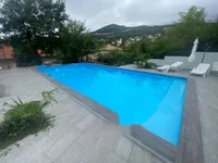 Недвижимость Трёхкомнатная квартира в центре: 2