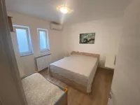 Недвижимость Трёхкомнатная квартира в центре: 19