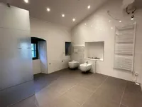 Недвижимость Четырехкомнатная квартира, Центр: 13