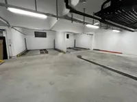 Недвижимость Трехкомнатная квартира, центр: 25