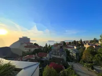 Недвижимость Трехкомнатная квартира, Центр: 17