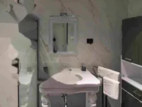 Недвижимость Двухкомнатная квартира, центр: 12