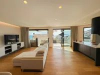 Недвижимость Четырехкомнатная квартира Центр: 13