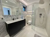 Недвижимость Четырехкомнатная квартира Центр: 20