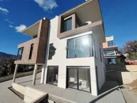 Недвижимость Четырехкомнатная квартира в центре Опатии: 1