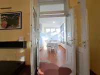 Недвижимость Трехкомнатная квартира в центре: 19