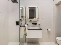 Недвижимость Трёхкомнатная квартира в центре: 11