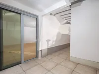 Недвижимость Трёхкомнатная квартира в центре: 17