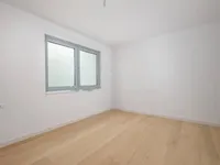 Недвижимость Трёхкомнатная квартира в центре: 24