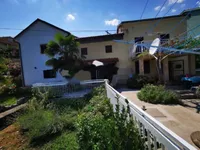 Недвижимость Трехкомнатная квартира, Центр: 9