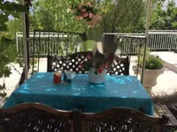 Недвижимость Трехкомнатная квартира, Центр: 20