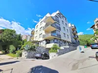 Недвижимость Четырехкомнатная квартира в центре: 2