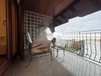 Недвижимость Четырехкомнатная квартира: 3