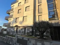 Недвижимость Трёхкомнатная квартира в центре: 8