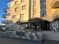 Недвижимость Трёхкомнатная квартира в центре: 9