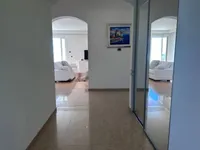 Недвижимость Четырёхкомнатная квартира в центре: 14