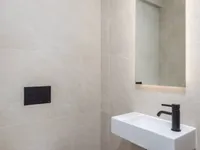 Недвижимость Трёхкомнатная квартира в центре: 11