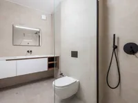 Недвижимость Трёхкомнатная квартира в центре: 16