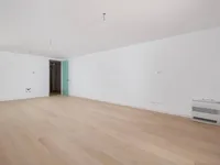 Недвижимость Трёхкомнатная квартира в центре: 22