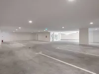 Недвижимость Трёхкомнатная квартира в центре: 23