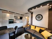 Недвижимость Трёхкомнатная квартира Центр: 7