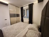 Недвижимость Трёхкомнатная квартира Центр: 11