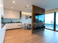 Недвижимость Двухкомнатная квартира, центр: 3