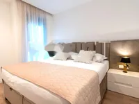 Недвижимость Двухкомнатная квартира, центр: 5