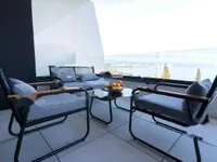 Недвижимость Двухкомнатная квартира, центр: 9