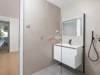 Недвижимость Двухкомнатная Квартира Центр: 12