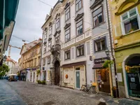 Недвижимость Квартира, 2 комнаты, Центр Любляны: 1