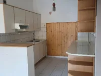 Недвижимость Двухкомнатная квартира : 3