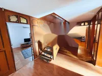 Недвижимость Квартира, 5 и более комнат, Копер, Гортанов трг: 4