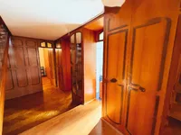 Недвижимость Квартира, 5 и более комнат, Копер, Гортанов трг: 9