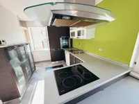 Недвижимость Квартира, 5 и более комнат, Копер, Гортанов трг: 11