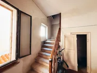 Недвижимость Квартира, 5 и более комнат, Копер, Гортанов трг: 25