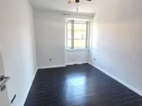 Недвижимость Двухкомнатная квартира Копер: 2