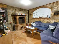 Недвижимость Двухкомнатная квартира Шкофие: 4