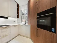 Недвижимость Basil Street: 10