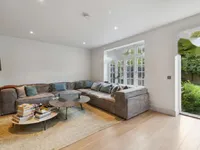 Недвижимость Dovehouse Street: 17