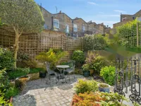 Недвижимость Coulson Street: 3